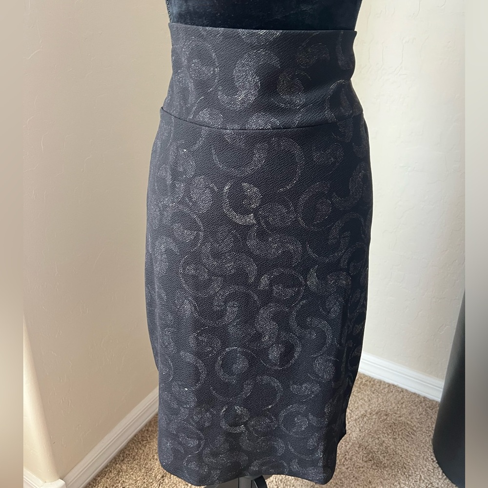 LuLaRoe Cassie Black Pencil Skirt Knee-Length